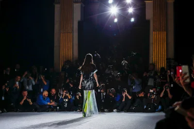 Look 11